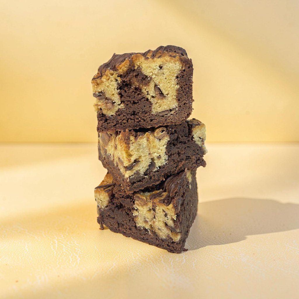 Brownies with a chocolate and caramel swirl pattern
